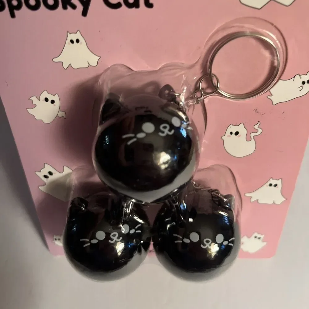 Beauty TREATS PURRFECT LIP BALM KEYCHAIN MOISTURIZING CAT SHAPED LIP BALM